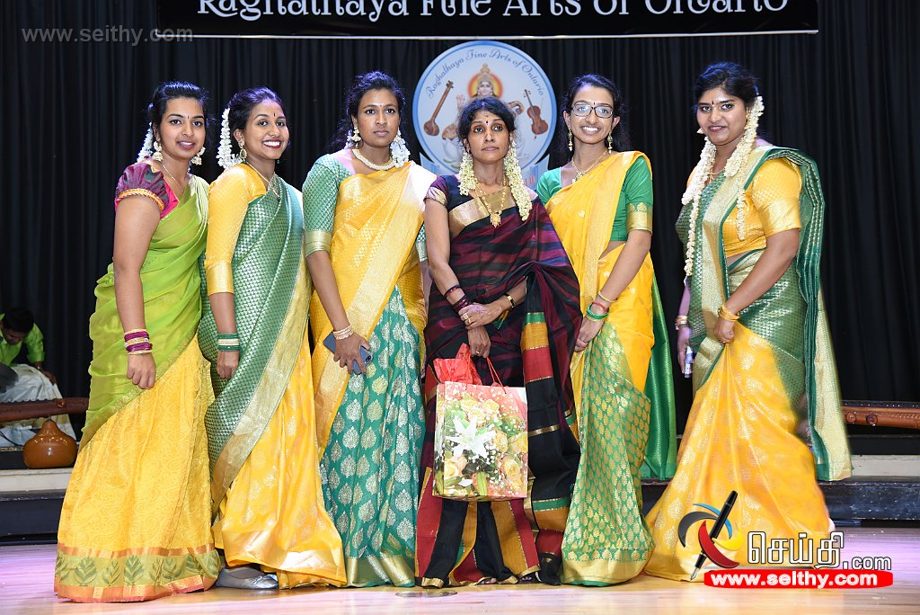 DSC_2990 - Copy.JPG